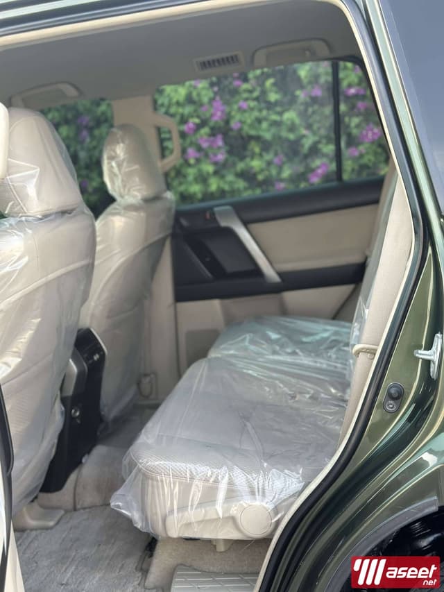 Toyota Prado model 2012