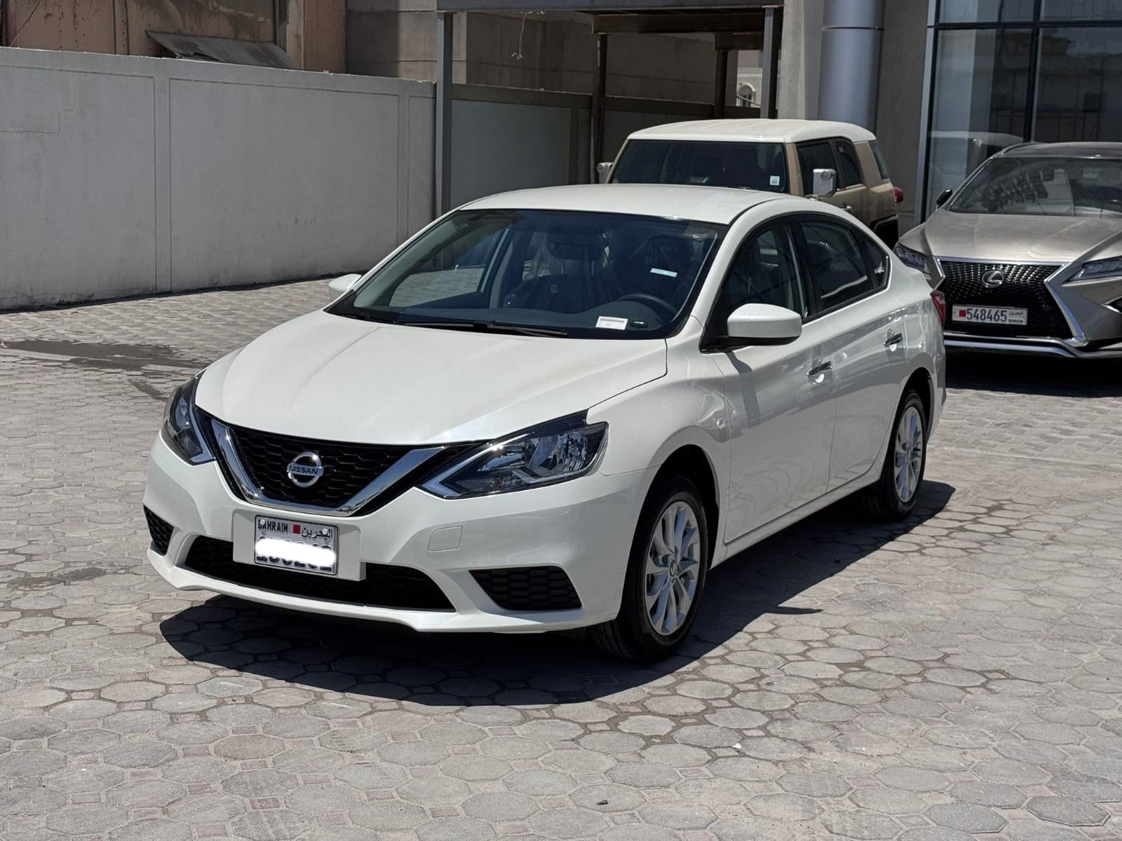 Nissan Sentra 2024 (White) 1