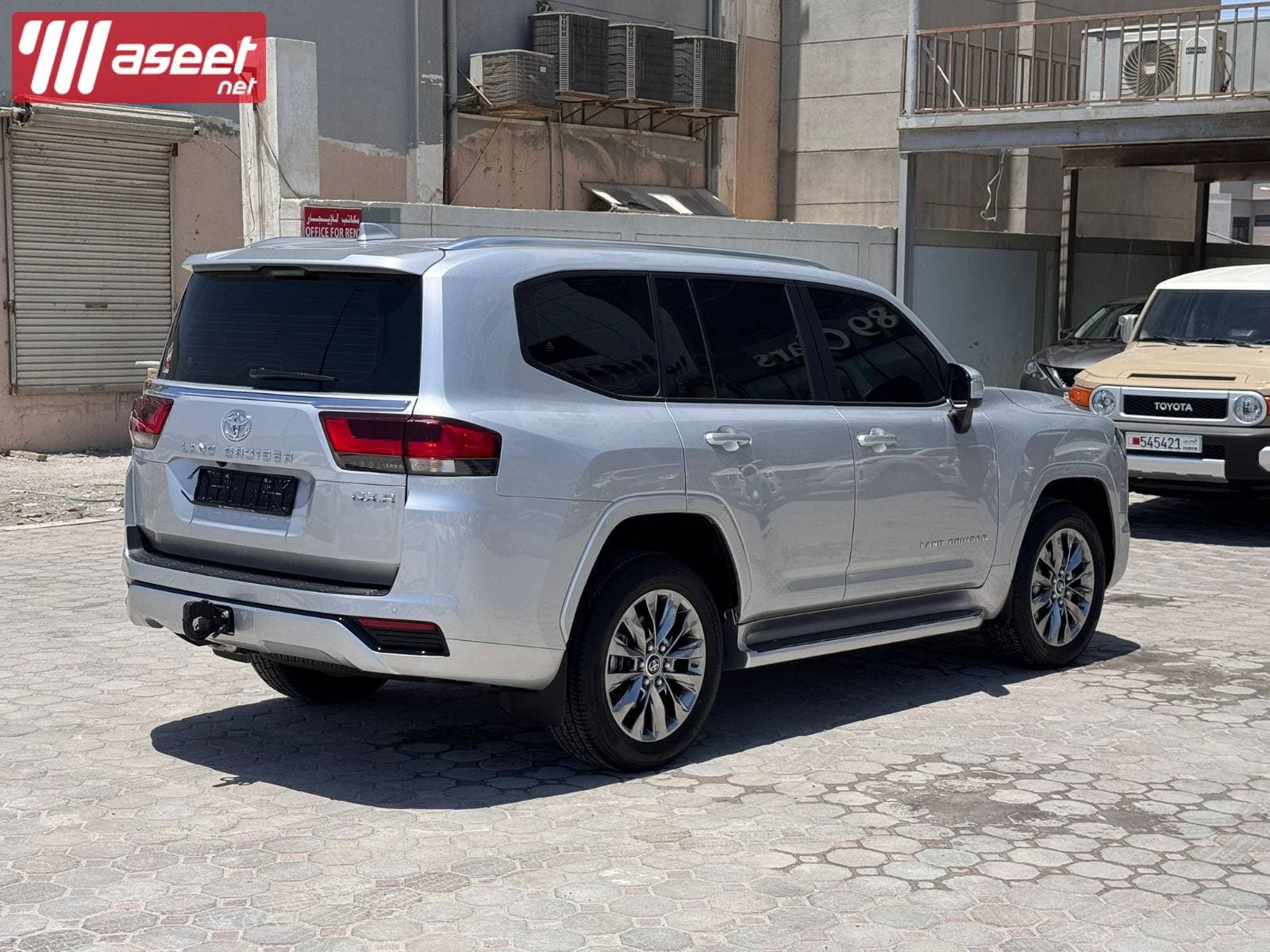 Toyota Land Cruiser GX-R 2025  6