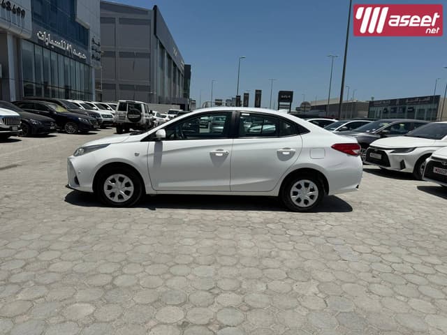 TOYOTA YARIS 2022