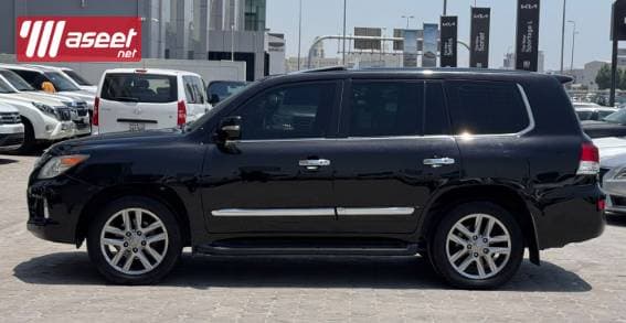 Lexus LX-570/2012  7