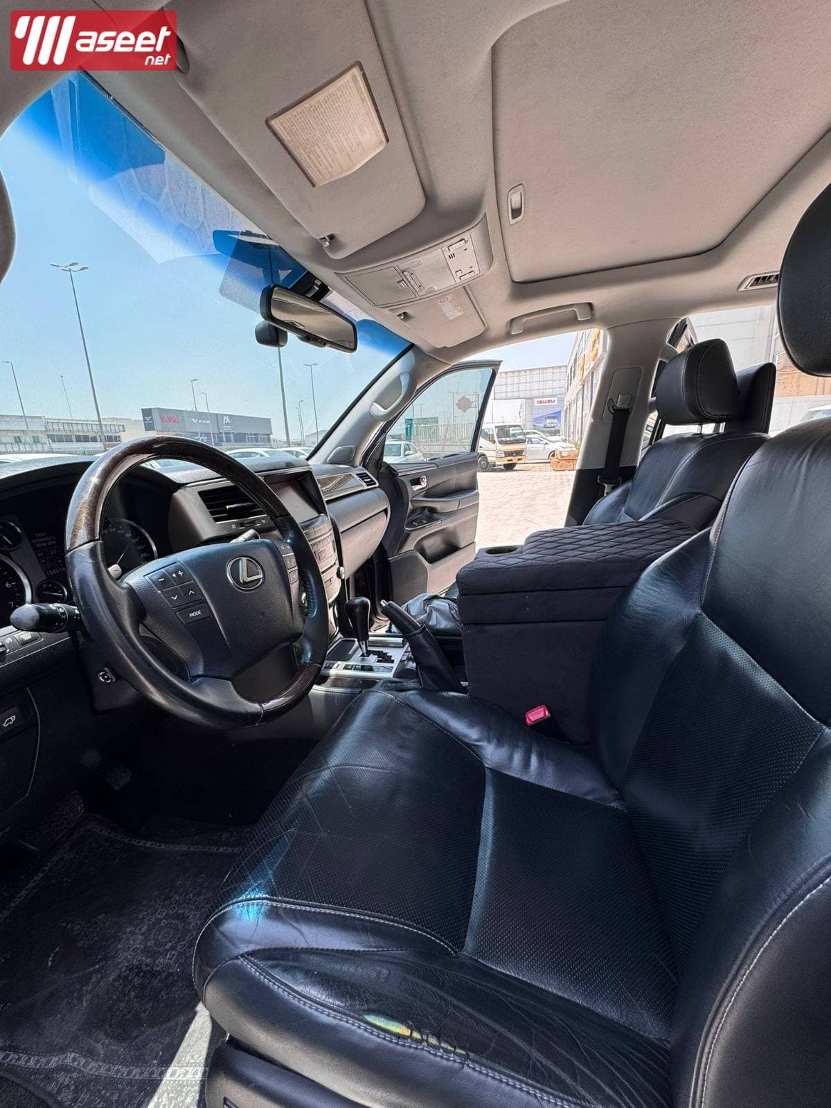 Lexus LX-570/2012  1