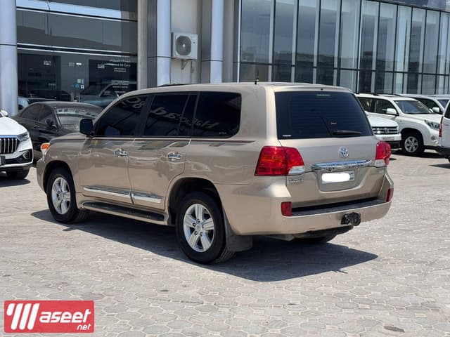 Toyota Land Cruiser GXR 2015  