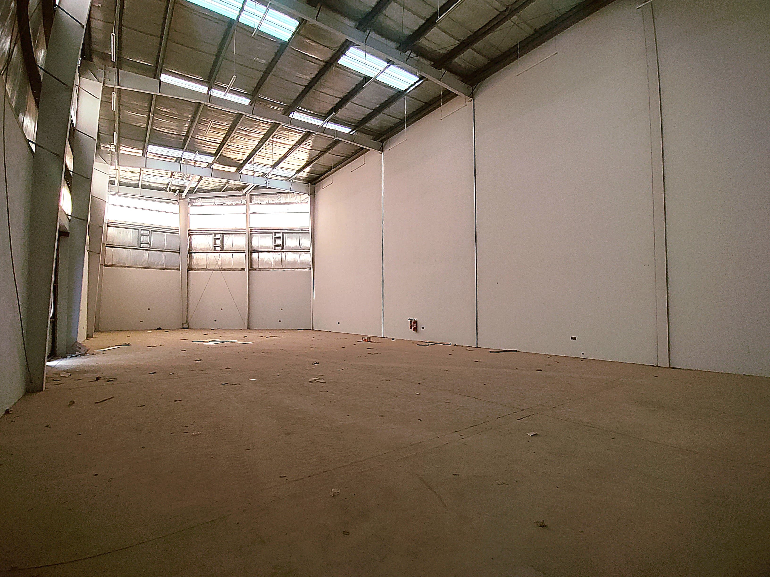 383 sqm warehouse for rent in Al Ma'ameer  2