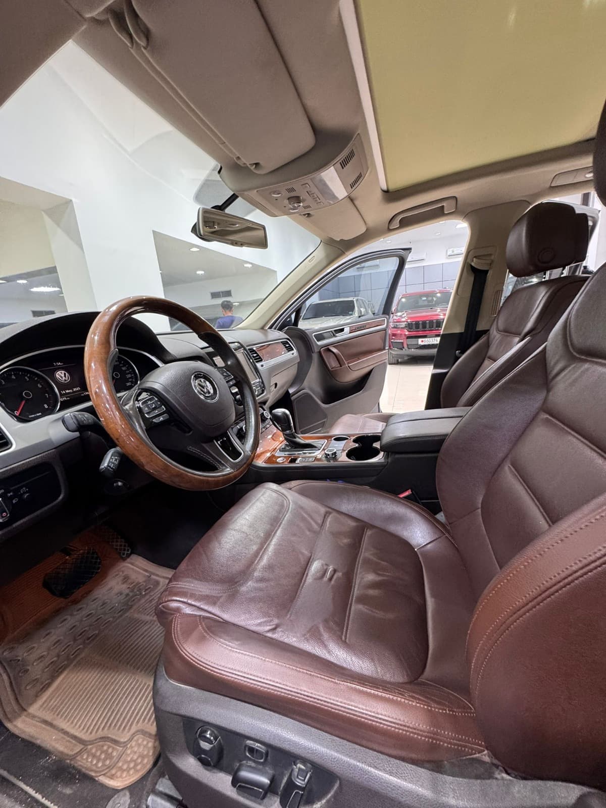 Volkswagen Touareg 2015   4