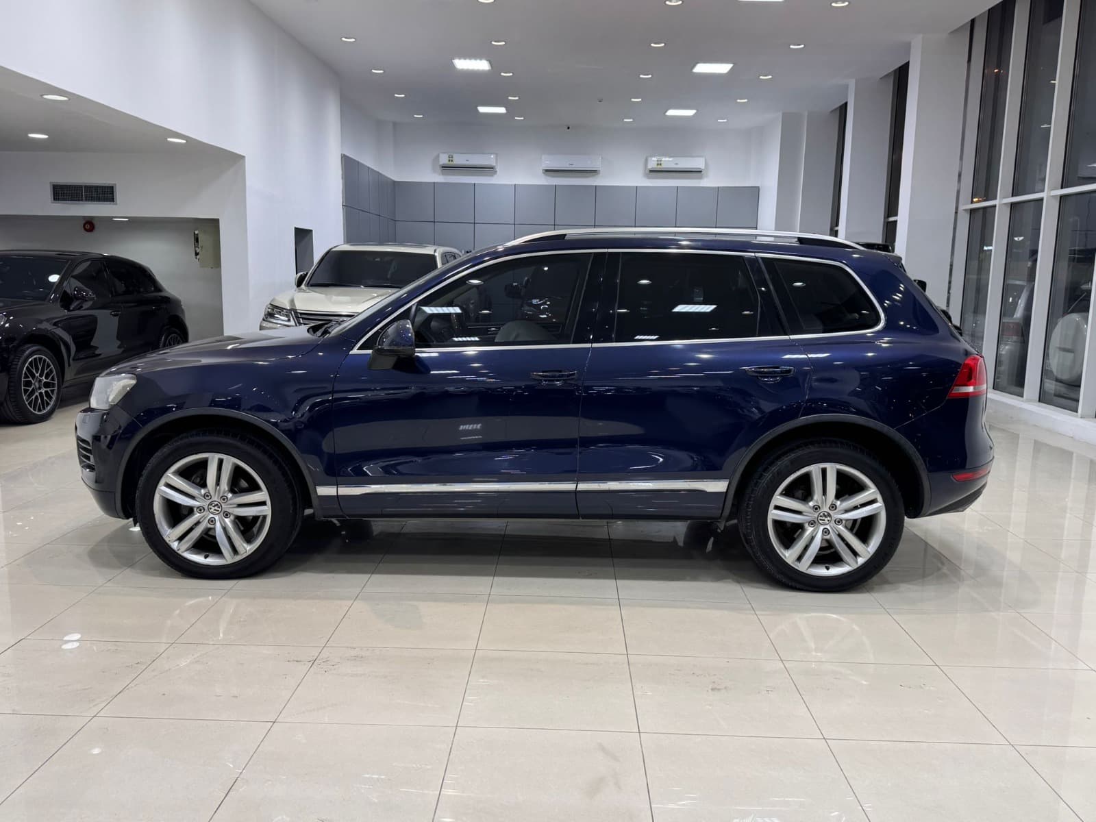 Volkswagen Touareg 2015   1