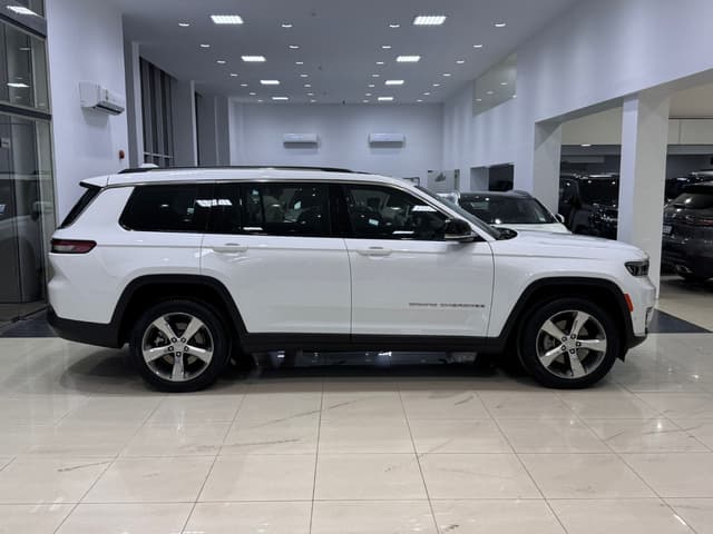 Jeep Grand Cherokee L 2022 (White)