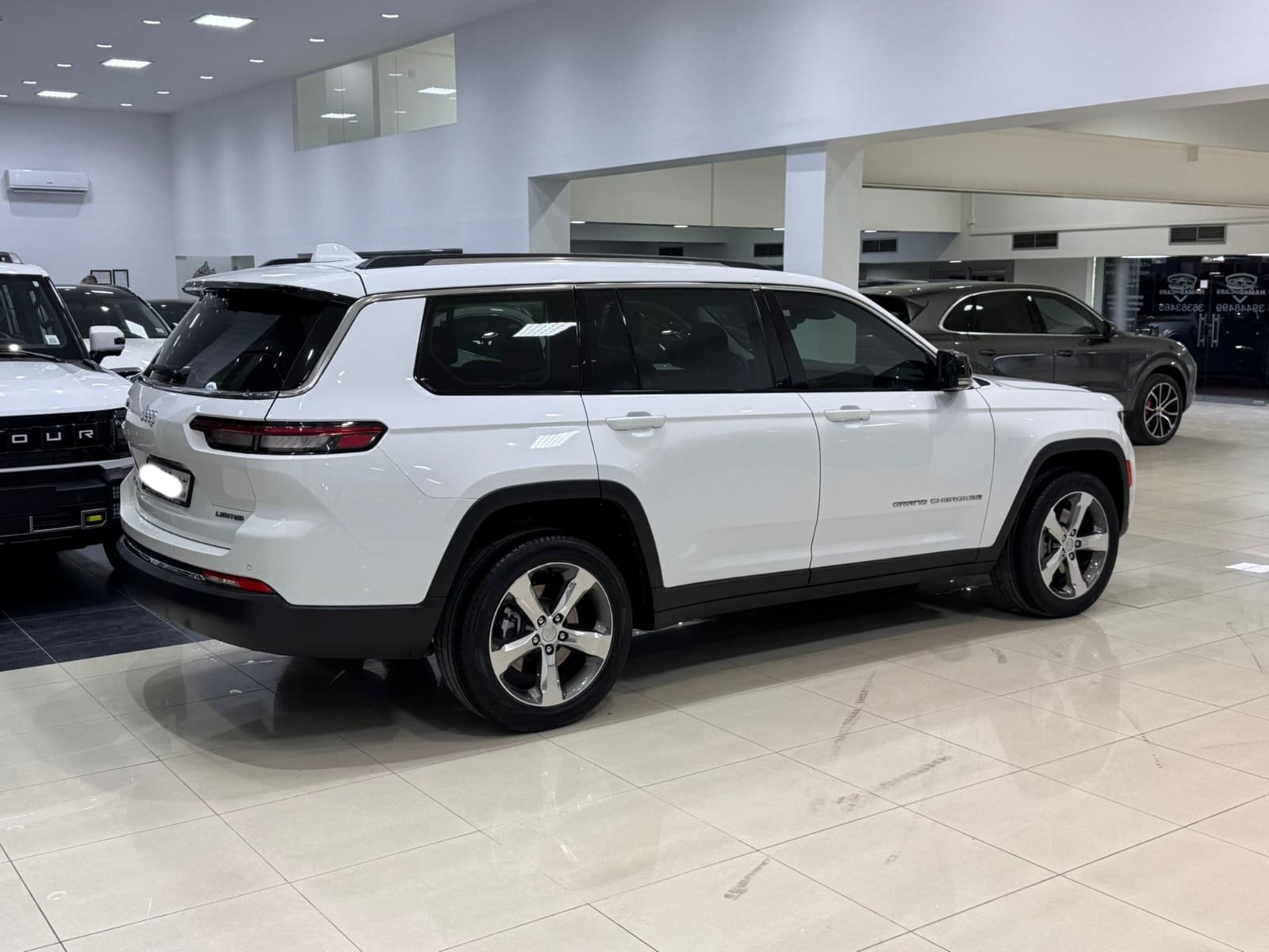 Jeep Grand Cherokee L 2022 (White) 1