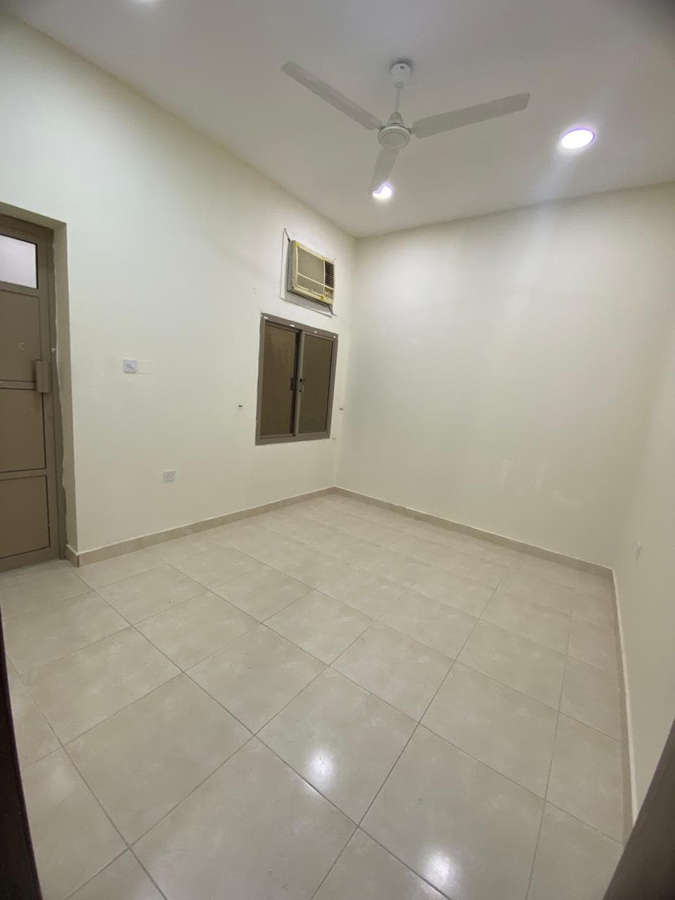 Apartment for rent in Qudaibiya 1