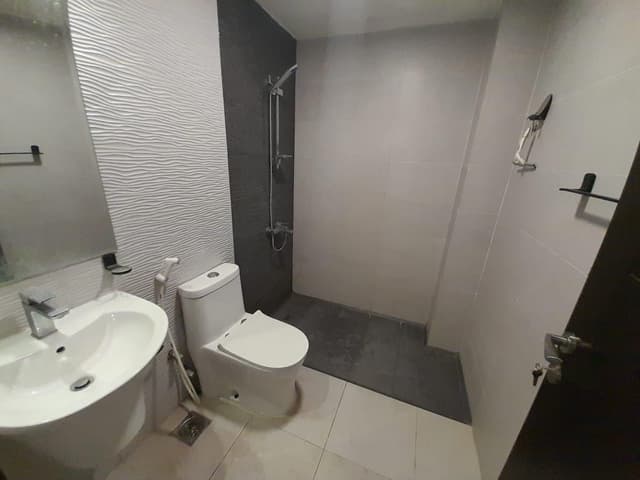 For rent a semi-furnished apartment in Hidd