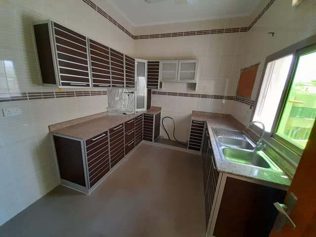 Apartment for rent in Busaiteen