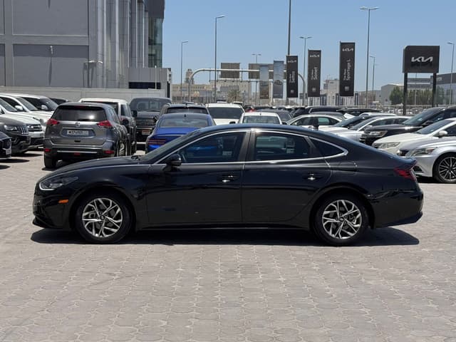هيونداي سوناتا 2022 (أسود)