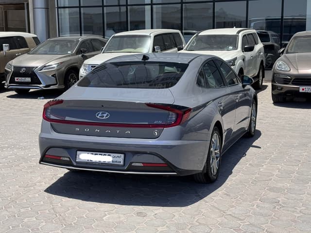 هيونداي سوناتا 2023 (أزرق)