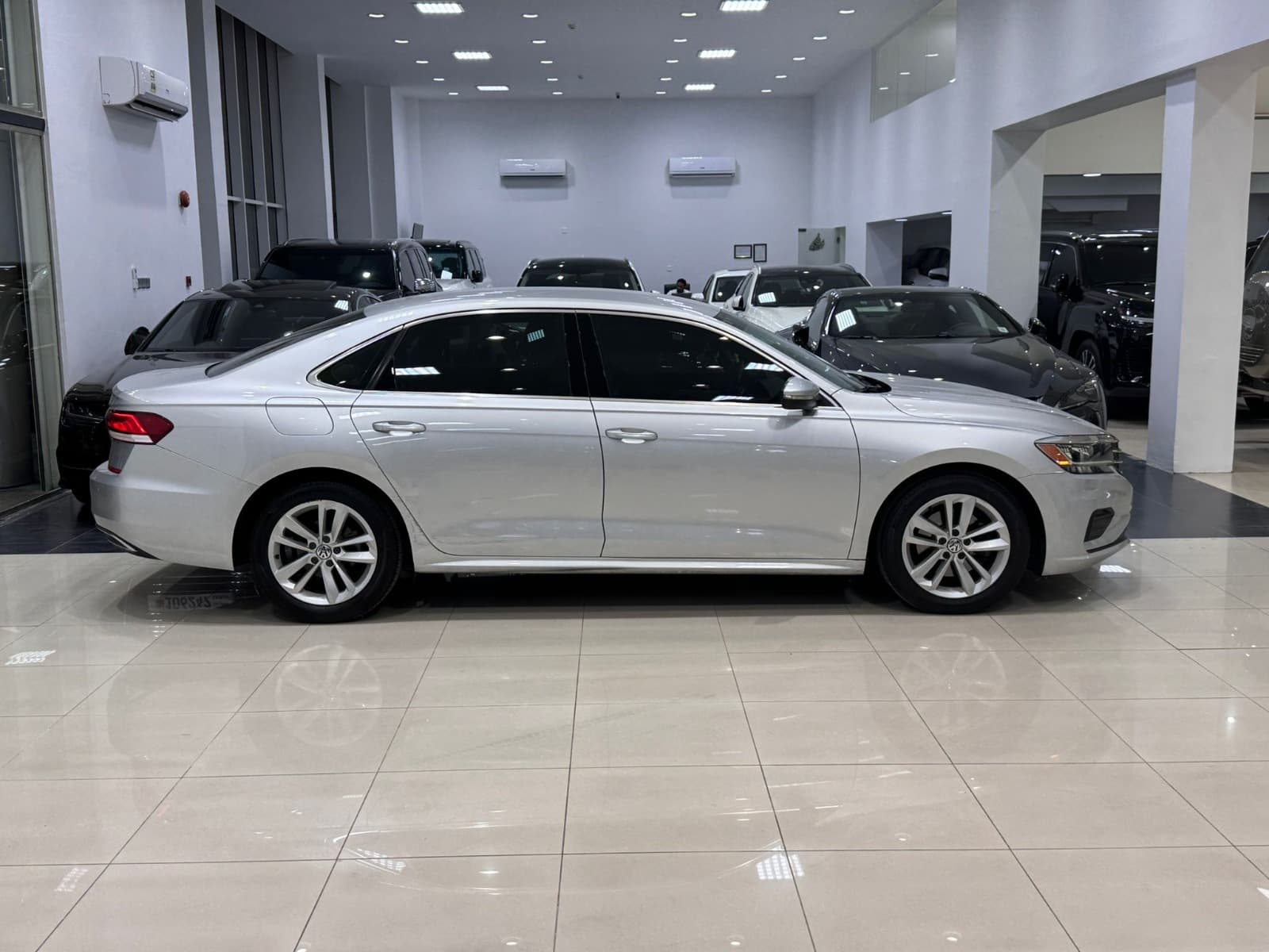 Volkswagen Passat 2020  1