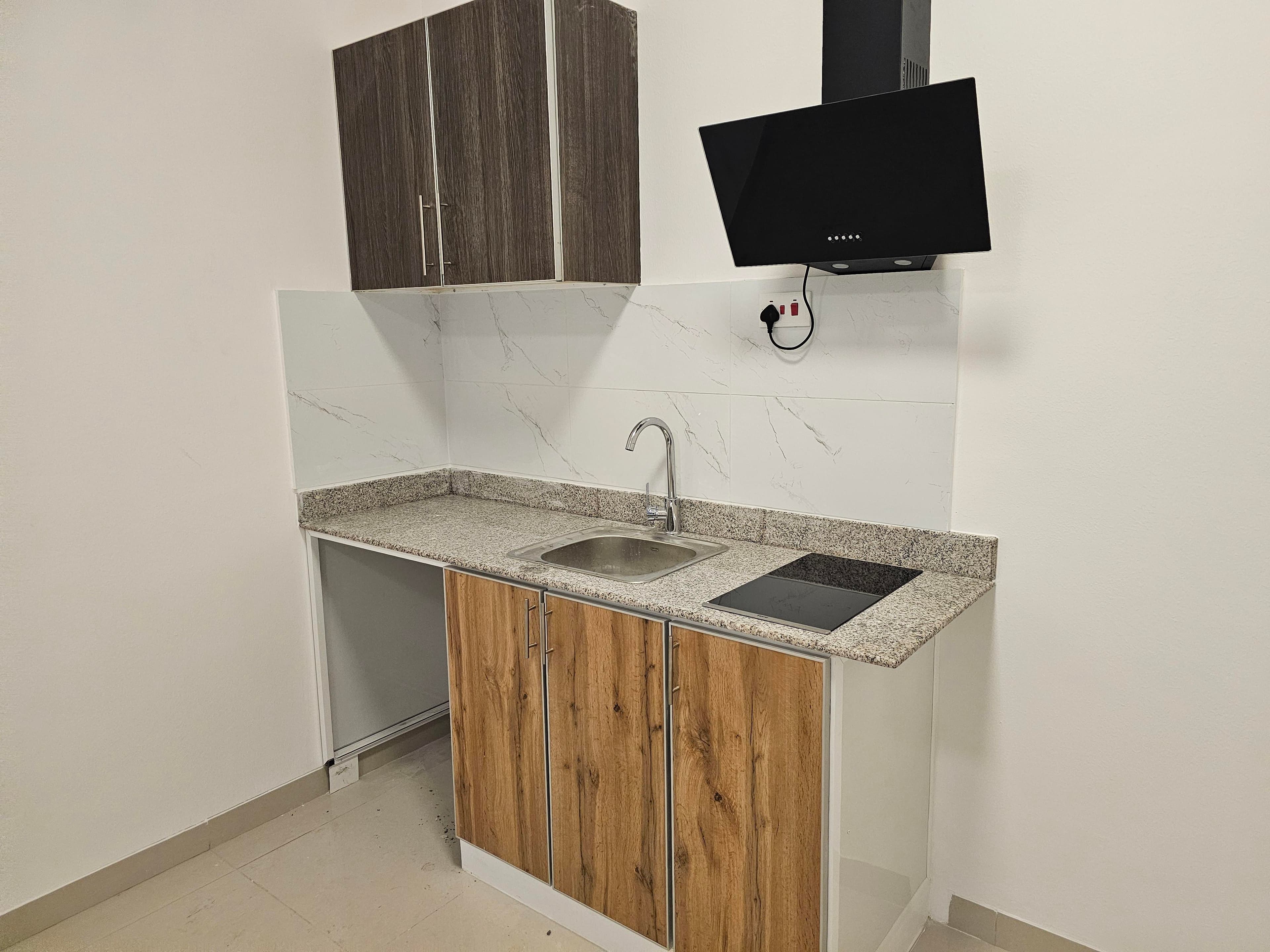 For rent a studio in Muharraq 3