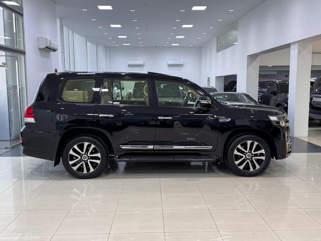 تويوتا لاند كروزر GX-R 2019 