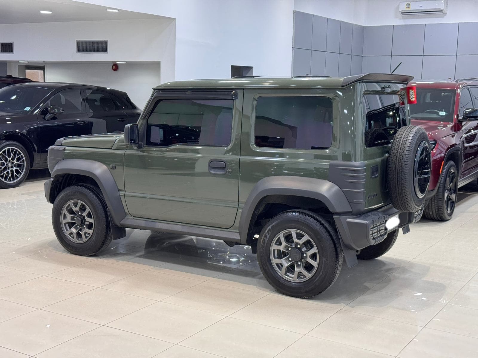 Suzuki Jimny 2025 (Green) 2