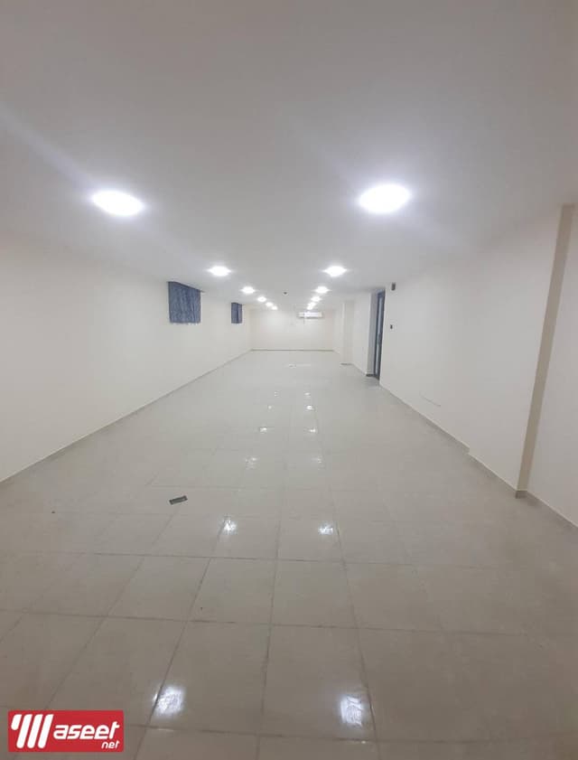 For rent a very large store in Aali, new 1100 square meters