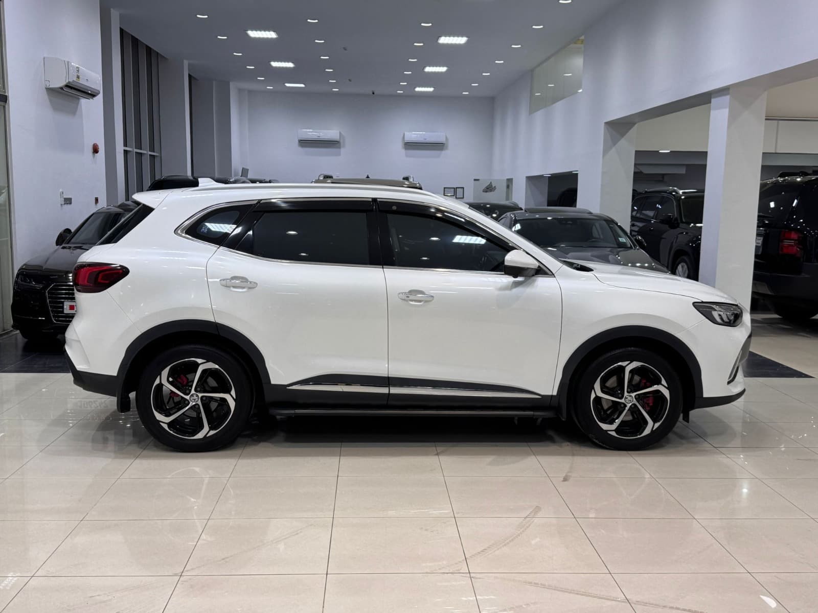 MG HS 2024 0