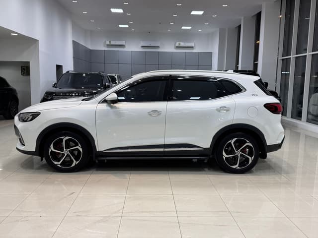 MG HS 2024