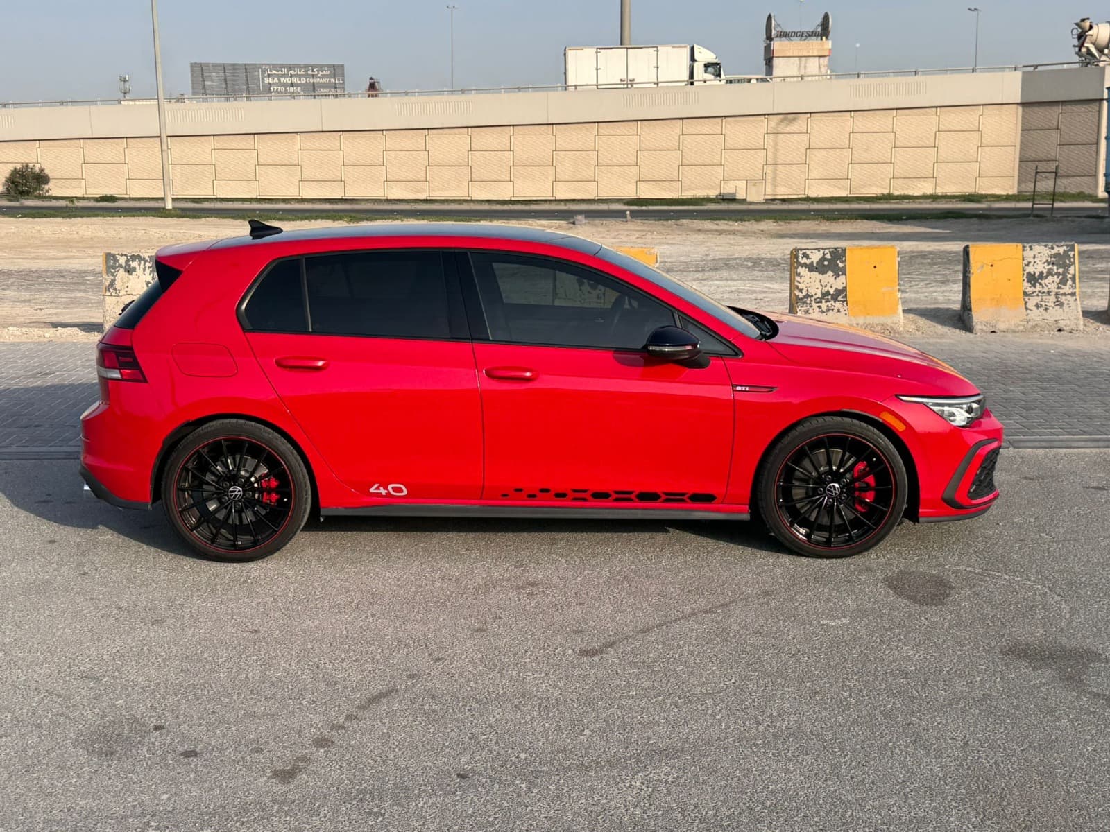 Volkswagen Golf GTI 2023  4
