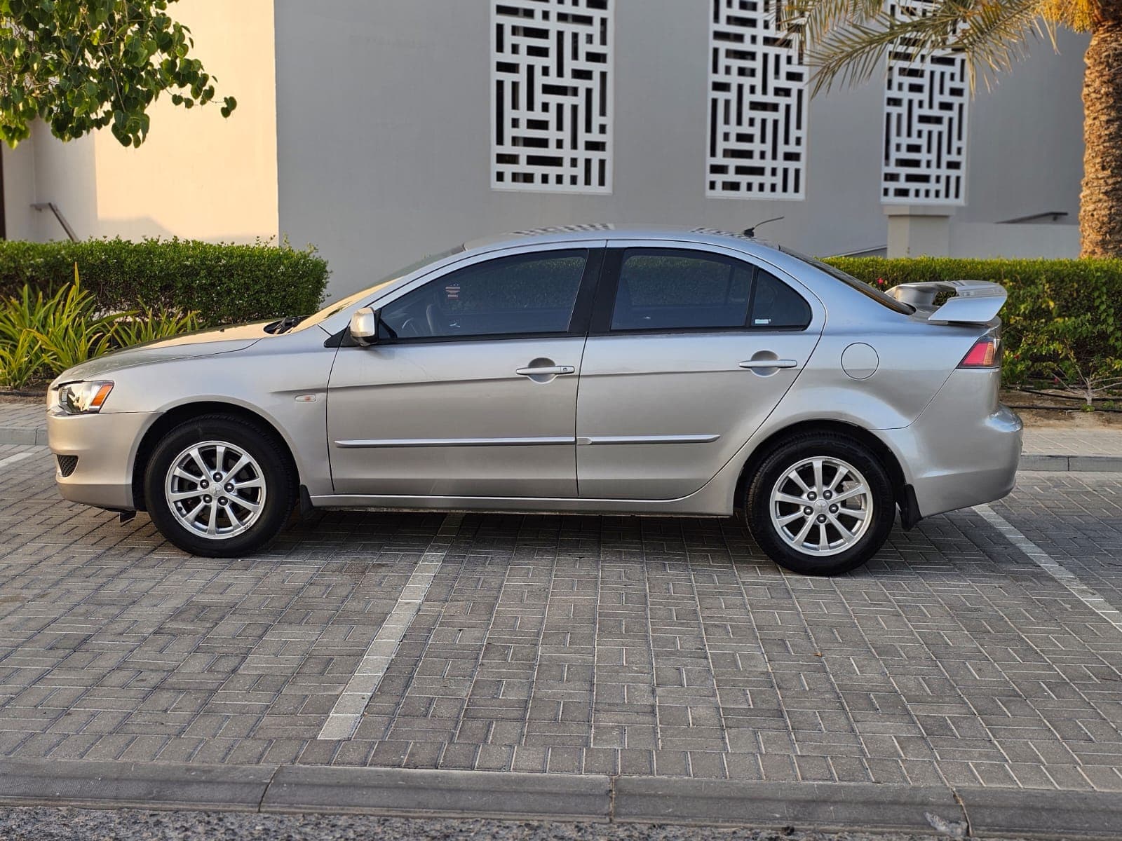 ميتسوبيشي لانسر 2014 GLS 2.0 9