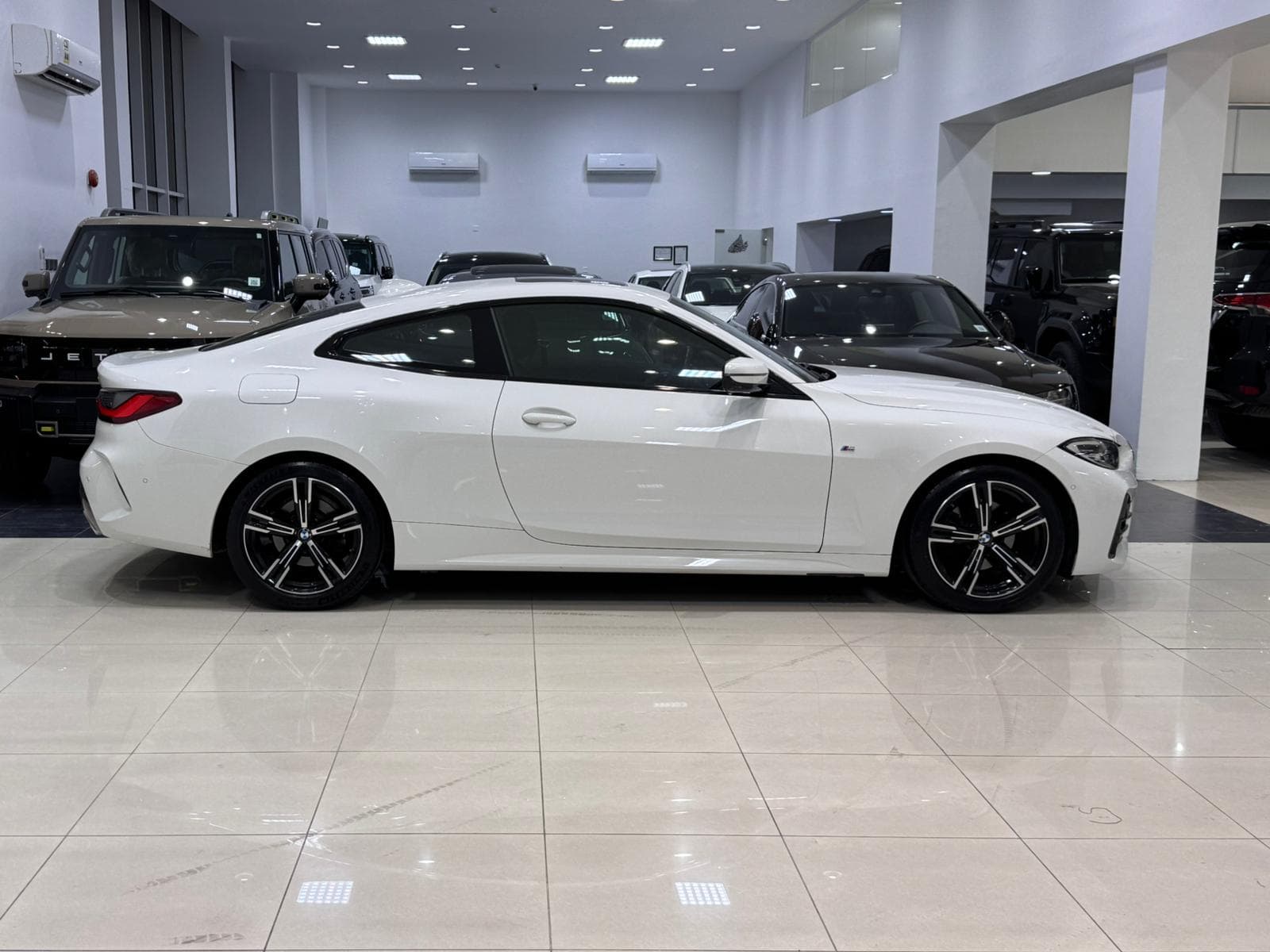 BMW 420i 2021 (White) 2