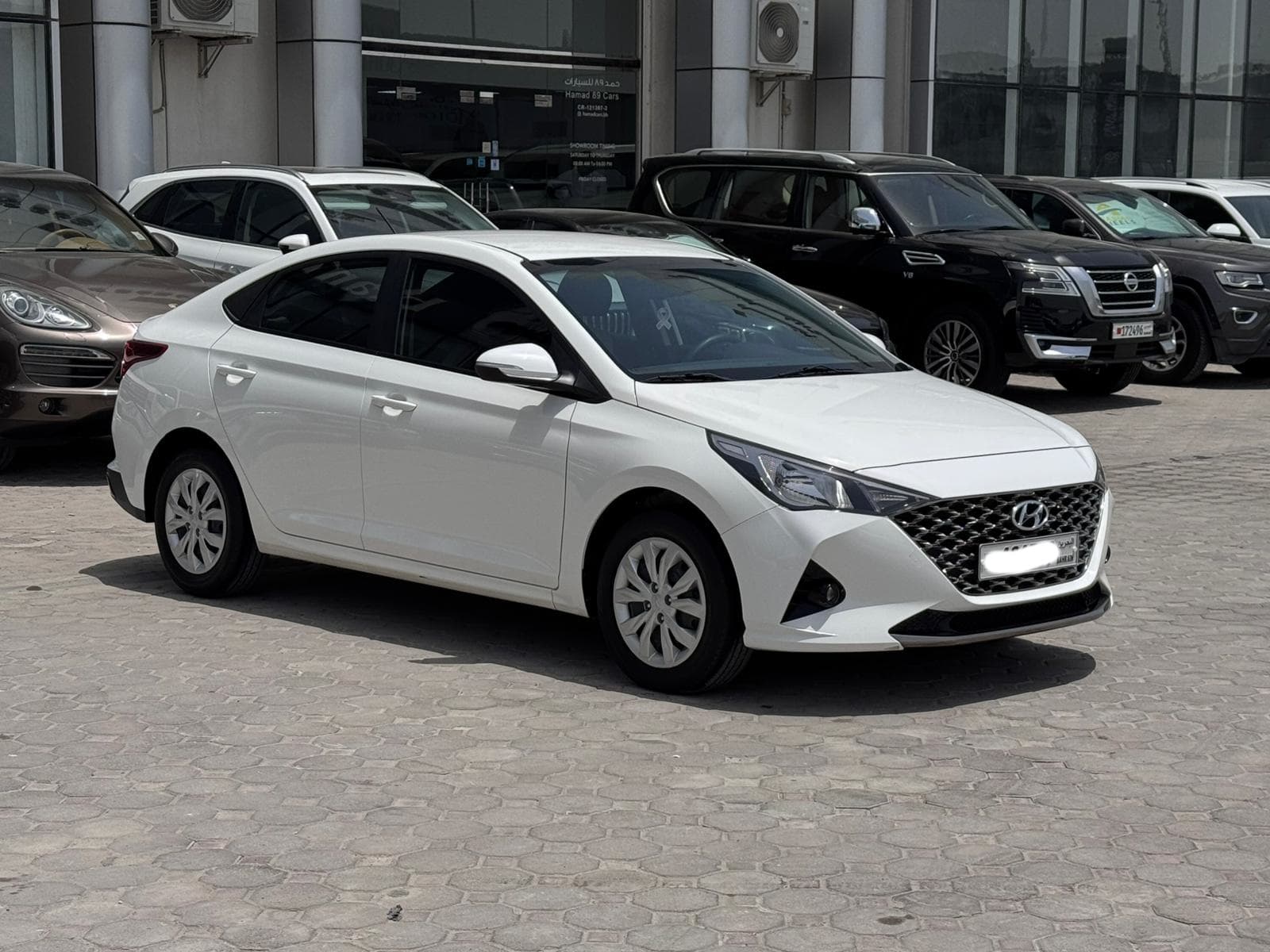Hyundai Accent 2022 (White) 6