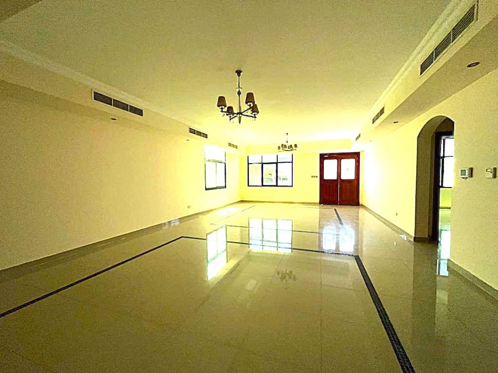 Villa for rent in Sanad 4