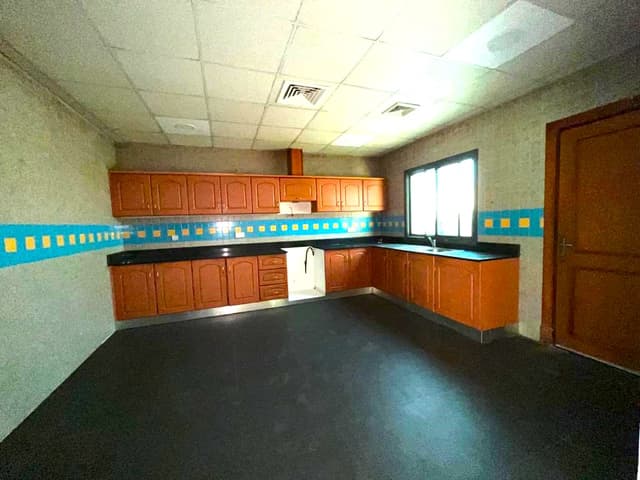Villa for rent in Sanad