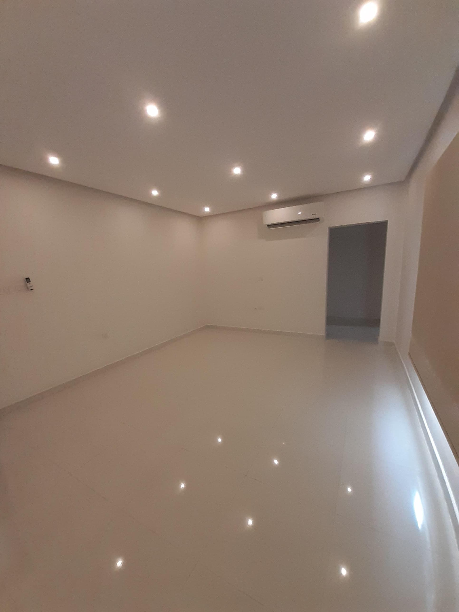 For rent a villa in North Riffa 3
