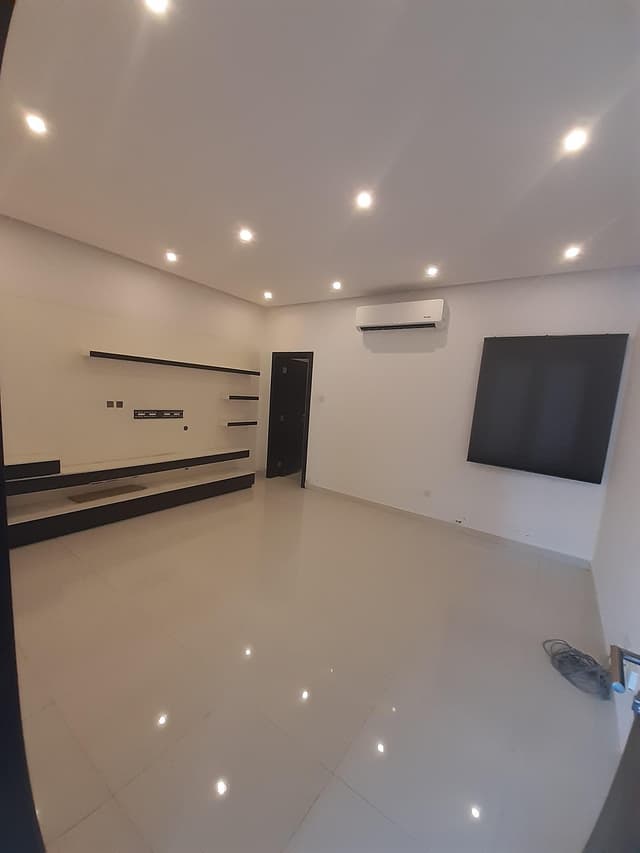 For rent a villa in North Riffa