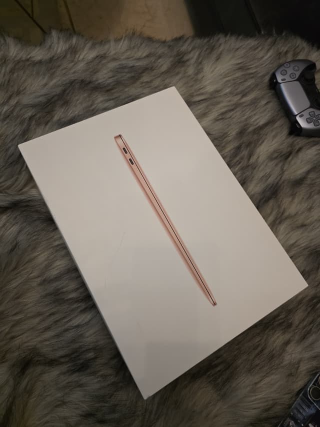 أبل ماك بوك أير M1