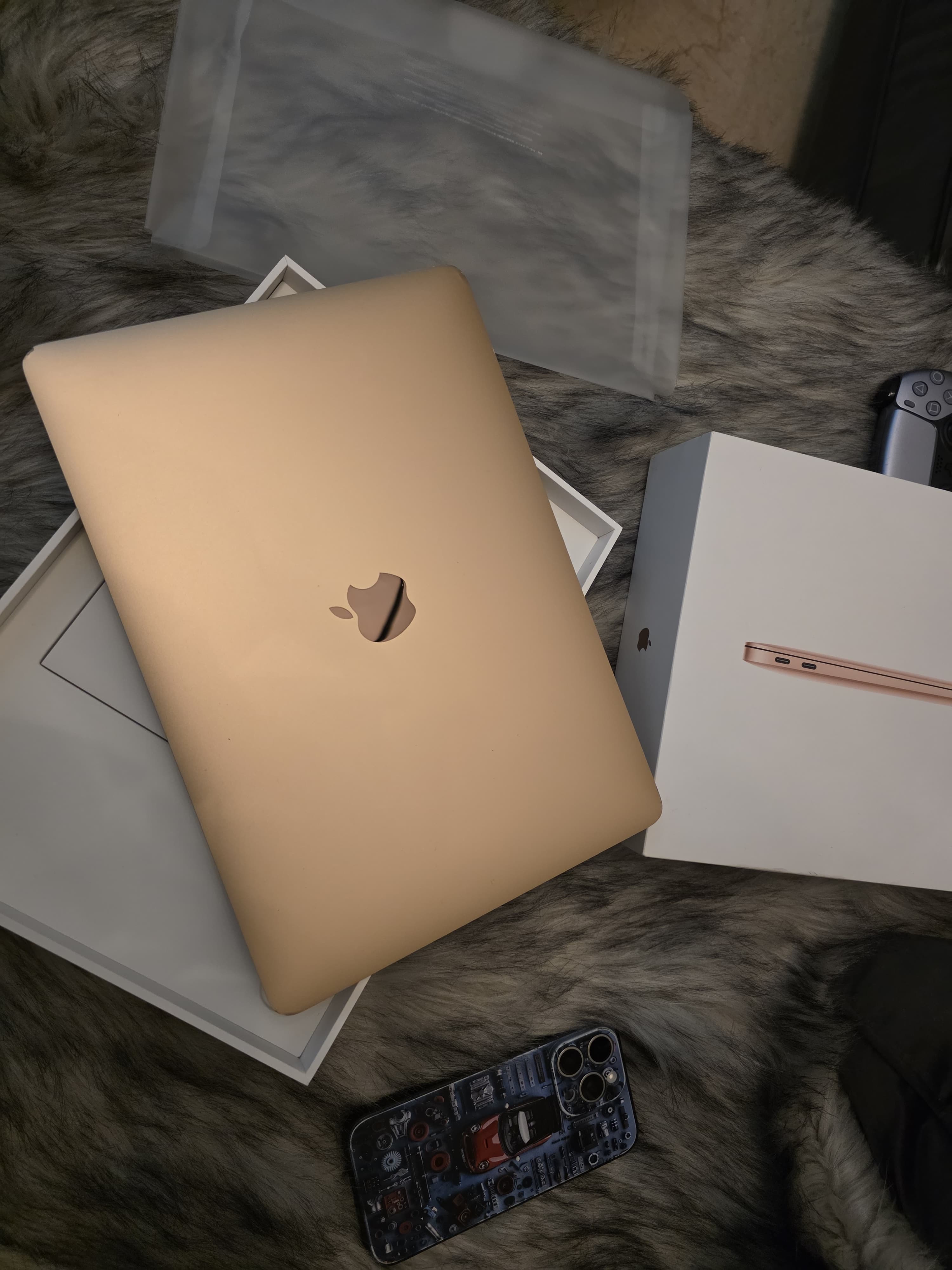 أبل ماك بوك أير M1 10