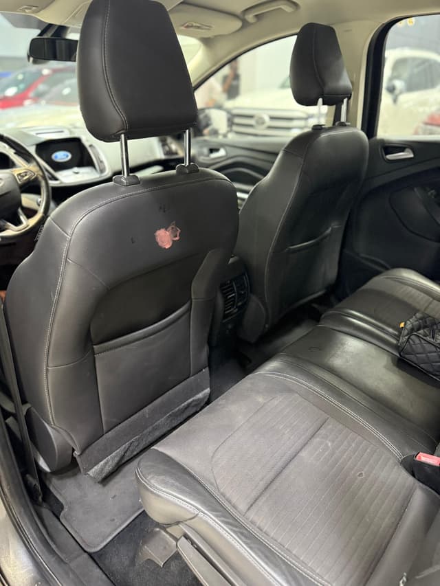 Ford Escape 2017 (Grey)