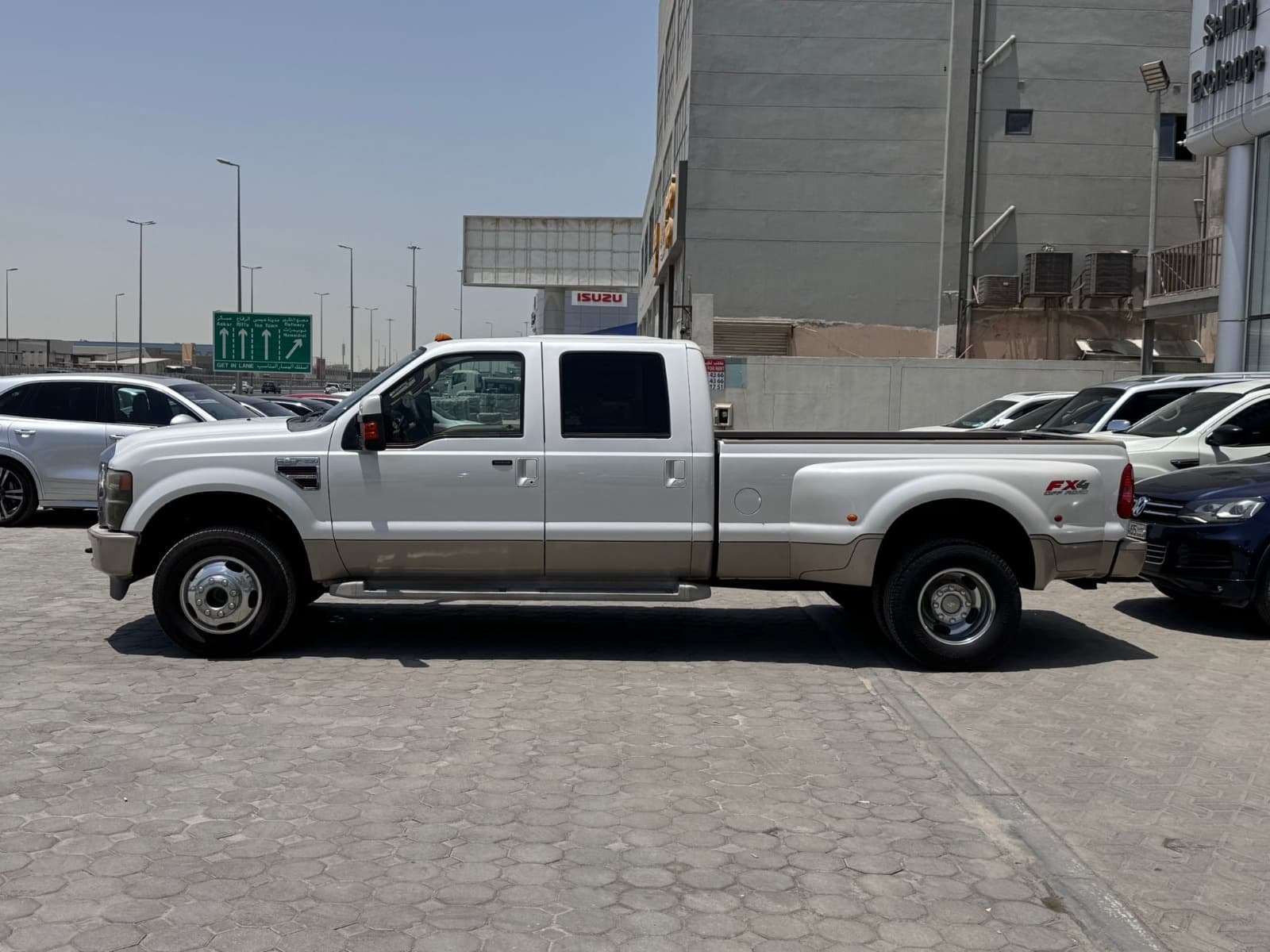 فورد F-350 لاريات 2010   4