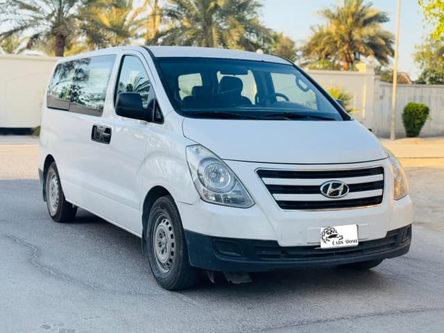 شاحنة ركاب هيونداي H1 2017