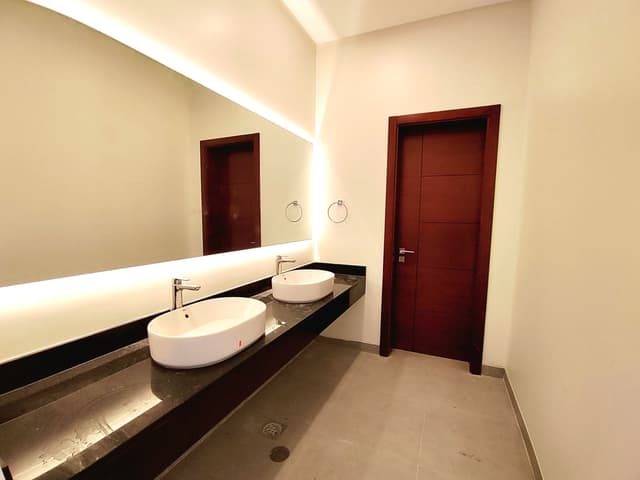 Villa for rent in Manama 