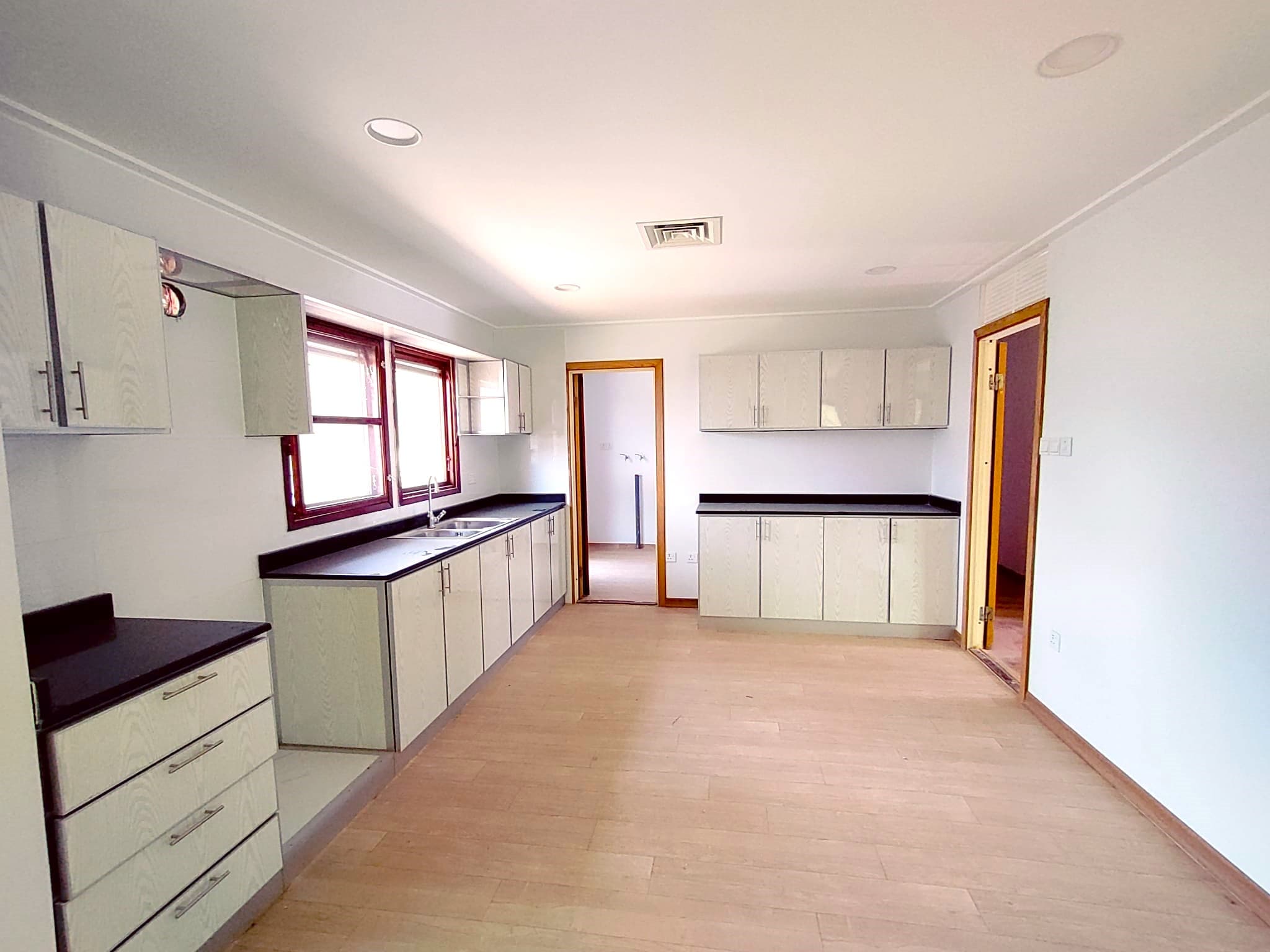 Villa for rent in Barbar 3