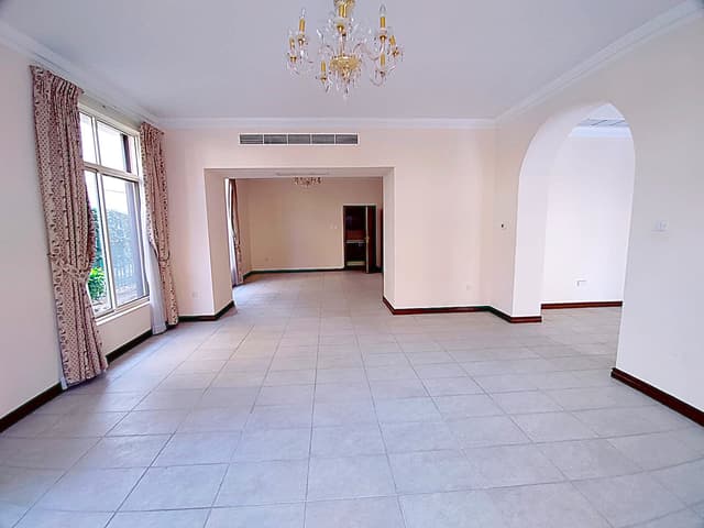 Villa for rent in Mahooz 