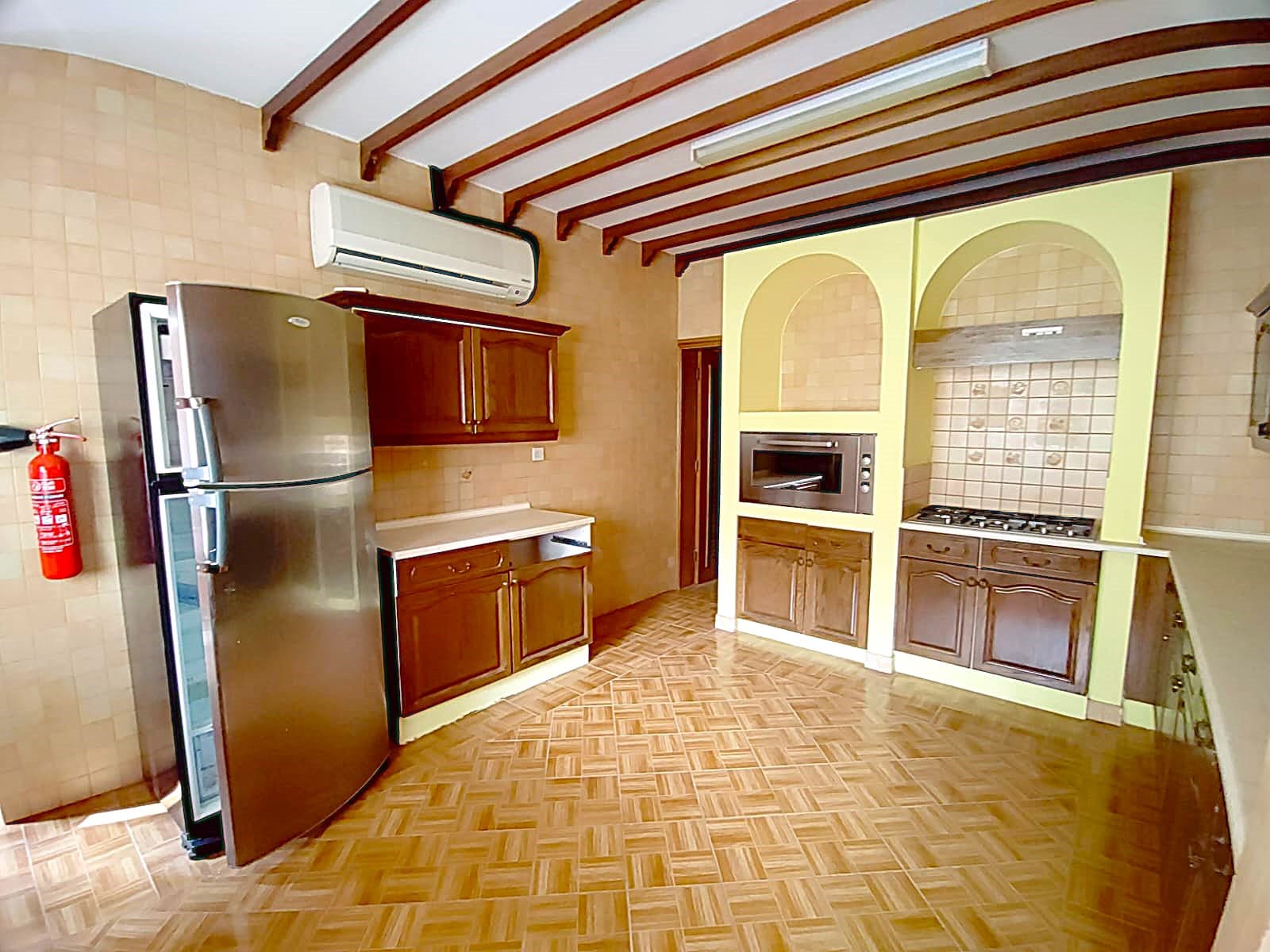 Villa for rent in Mahooz  8