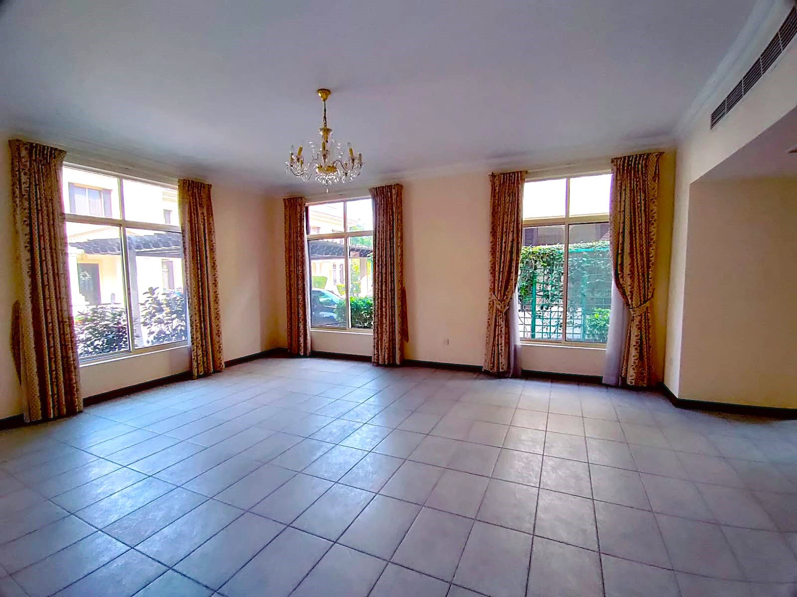 Villa for rent in Mahooz  5