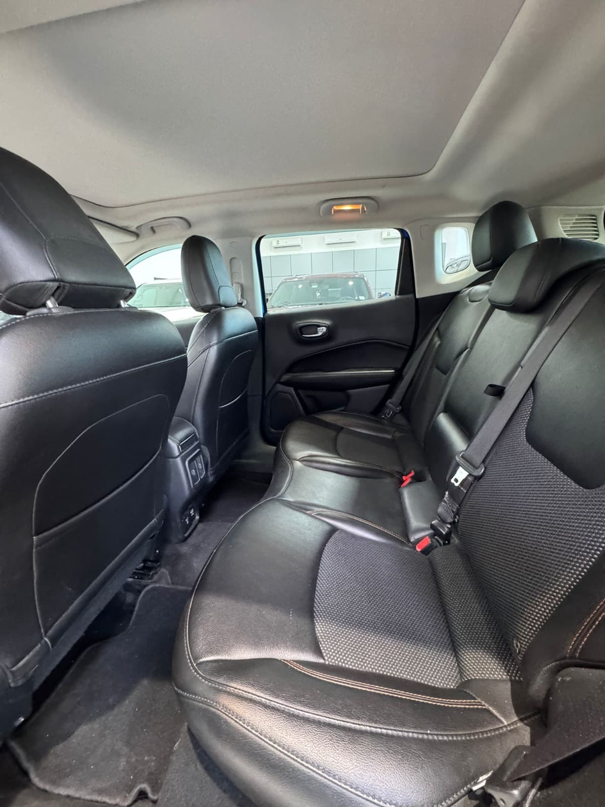 Jeep Compass Limited 2019  6