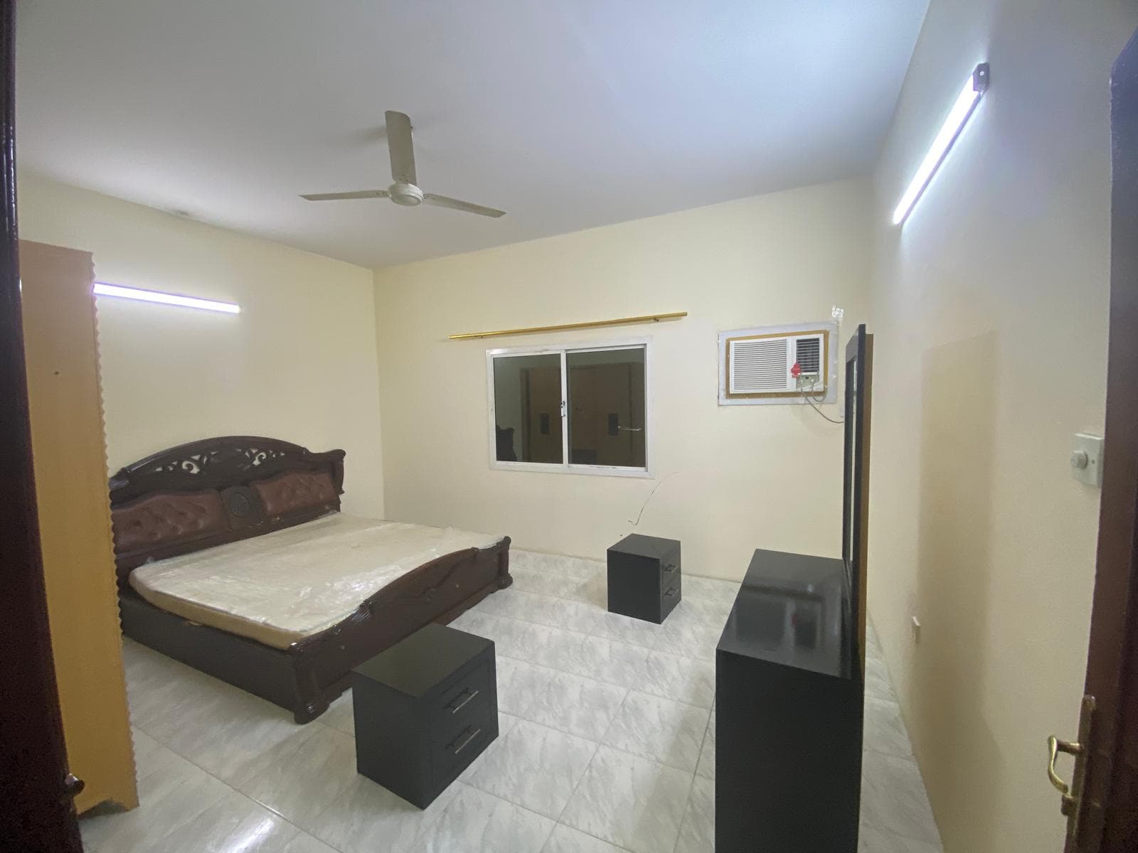 Furnished apartment for rent in Exhibition Street 9