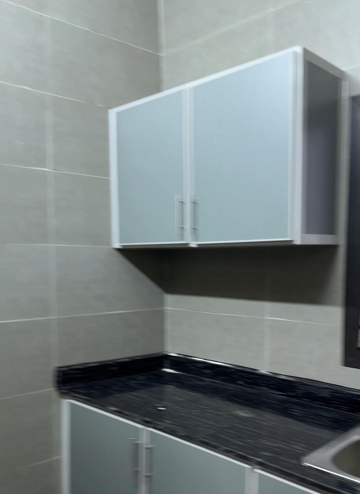 Apartment for rent - room and hall - 135 dinars including no limit 2