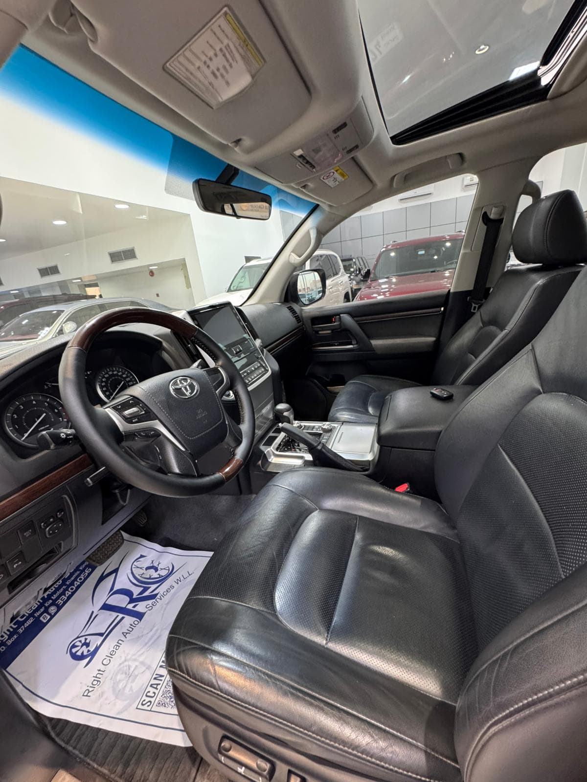 2017 Toyota Land Cruiser GX-R 3