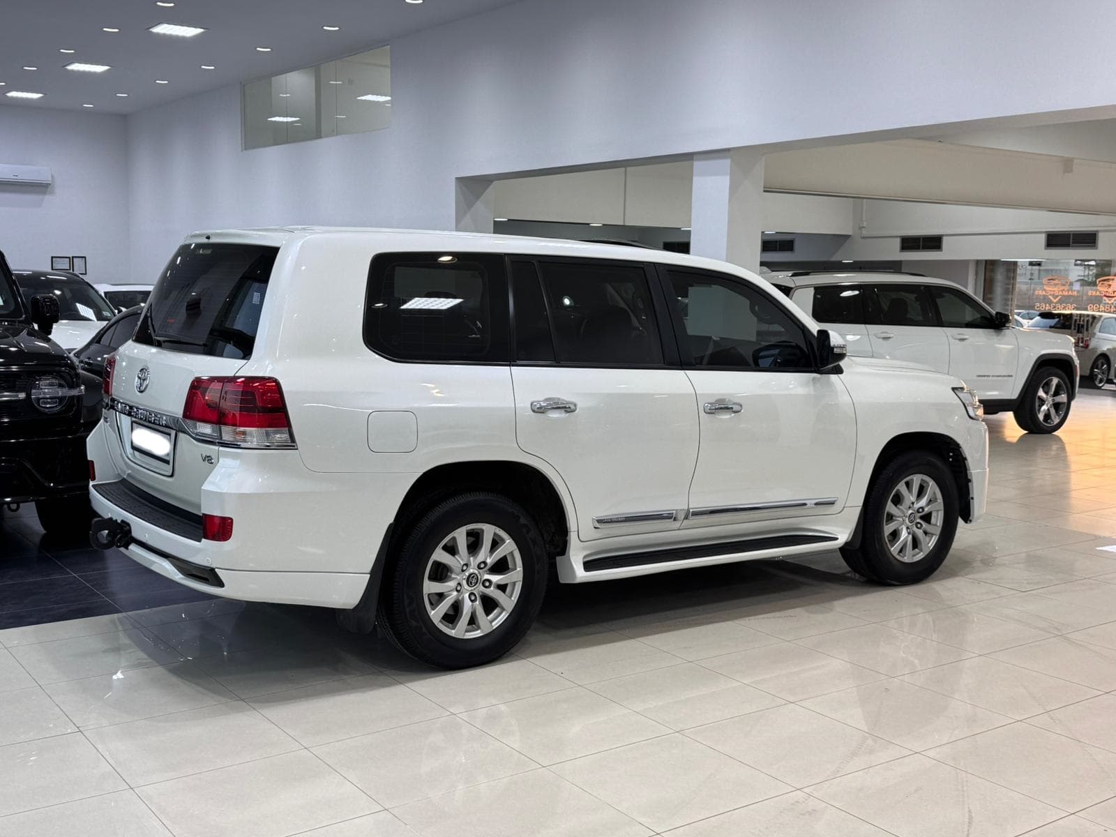 2017 Toyota Land Cruiser GX-R 6
