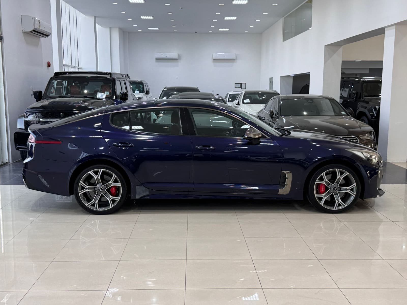 Kia Stinger GT 2018 (Blue) 2