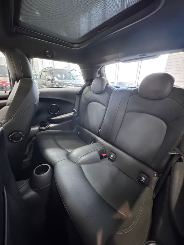 Mini Cooper S 2021 (Black)