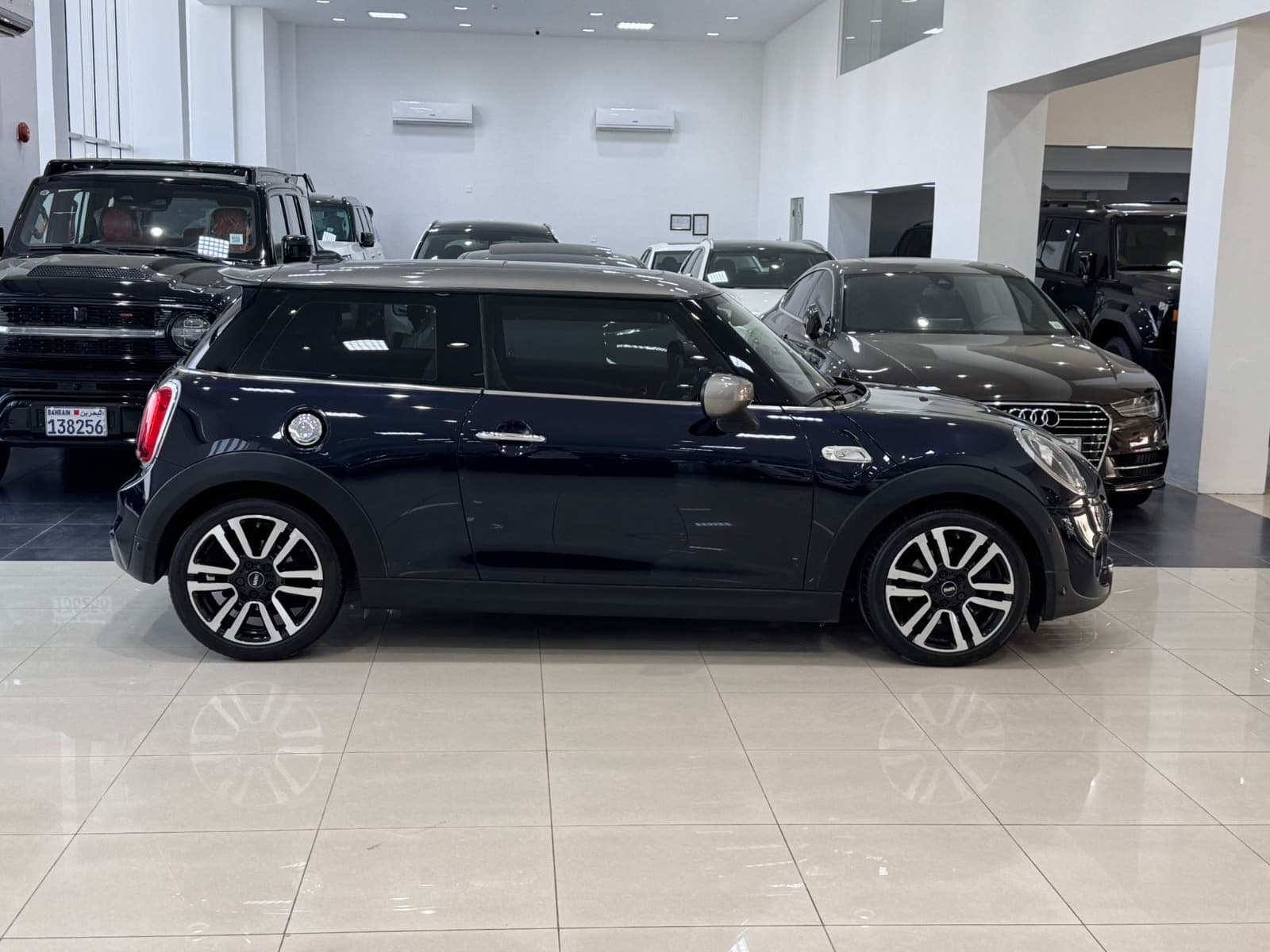 Mini Cooper S 2021 (Black) 1